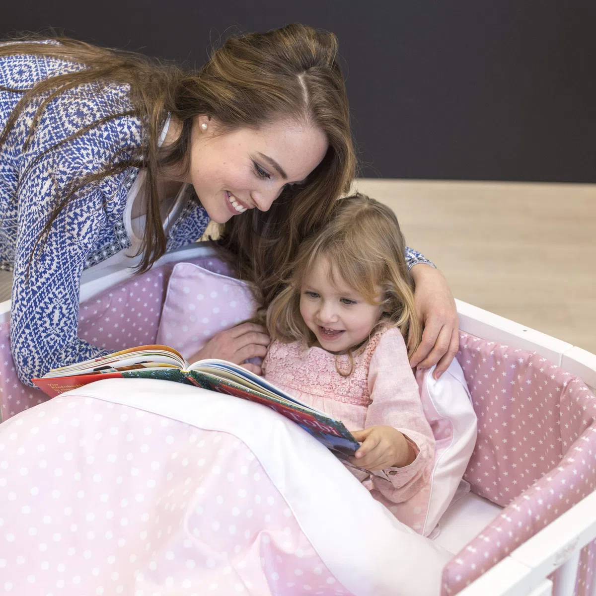 babybay Kinderbett Umbausatz für Beistellbetten stufenlos verstellbar passend für Modell Original Beistellbett / Babybett Größe: 132 cm x 81 cm aus massivem Buchenholz, weiß lackiert