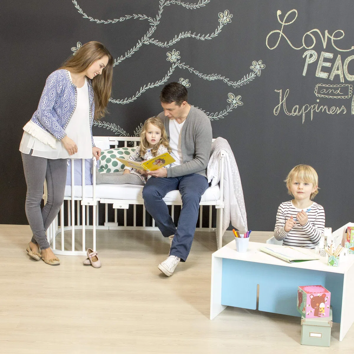 babybay Kinderbett Umbausatz für Beistellbetten stufenlos verstellbar passend für Modell Original Beistellbett / Babybett Größe: 132 cm x 81 cm aus massivem Buchenholz, weiß lackiert