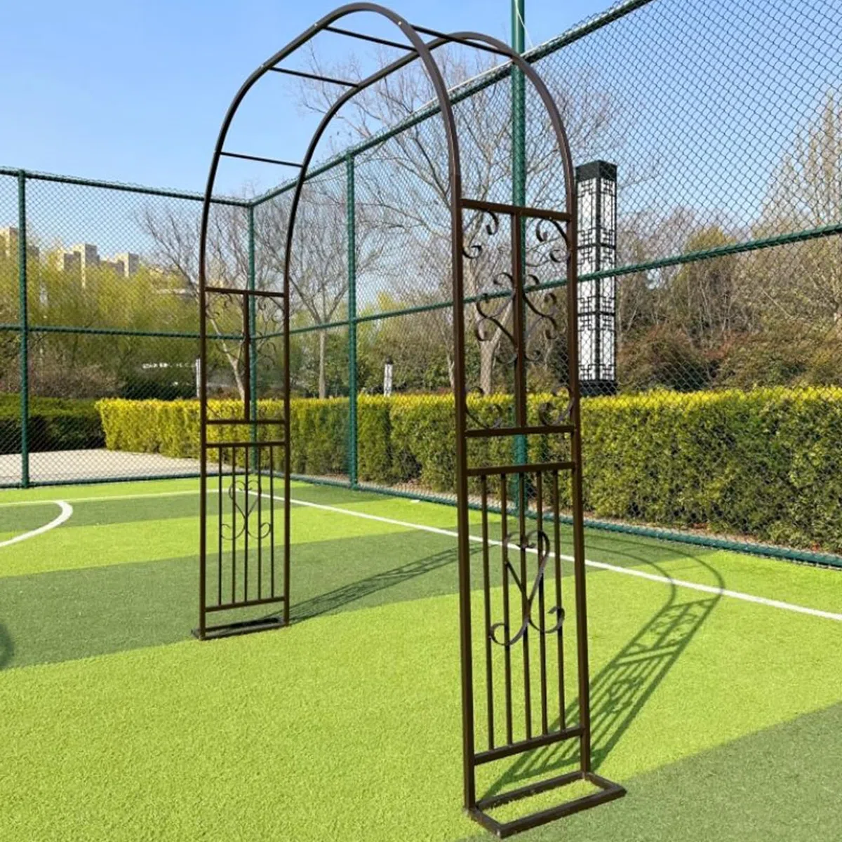Halloween-Pflanzenschutz-Struktur – windabweisend, Anti-Robusto-Design für Höfe, Gärten und Hochzeiten – elegante Bronzefarbe, 260 x 40 x 230 cm, langlebige und stilvolle Outdoor-Abdeckung