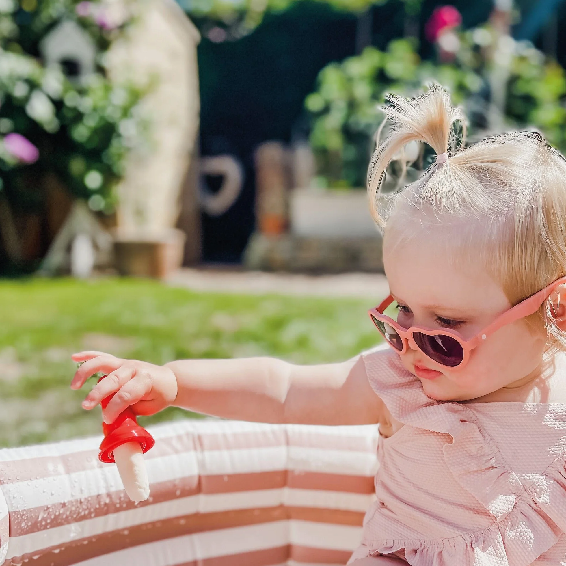 Nuby - Eisformen - Eis am Stiel für Babys und Kleinkinder - Schnullerformen in bunten Farben zum entfrieren - 6+ Monate